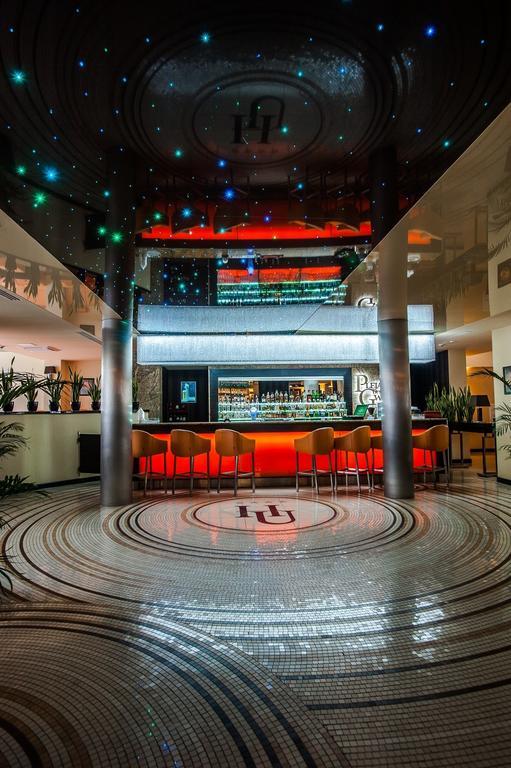 Hotel Uroczysko Cedzyna Εξωτερικό φωτογραφία