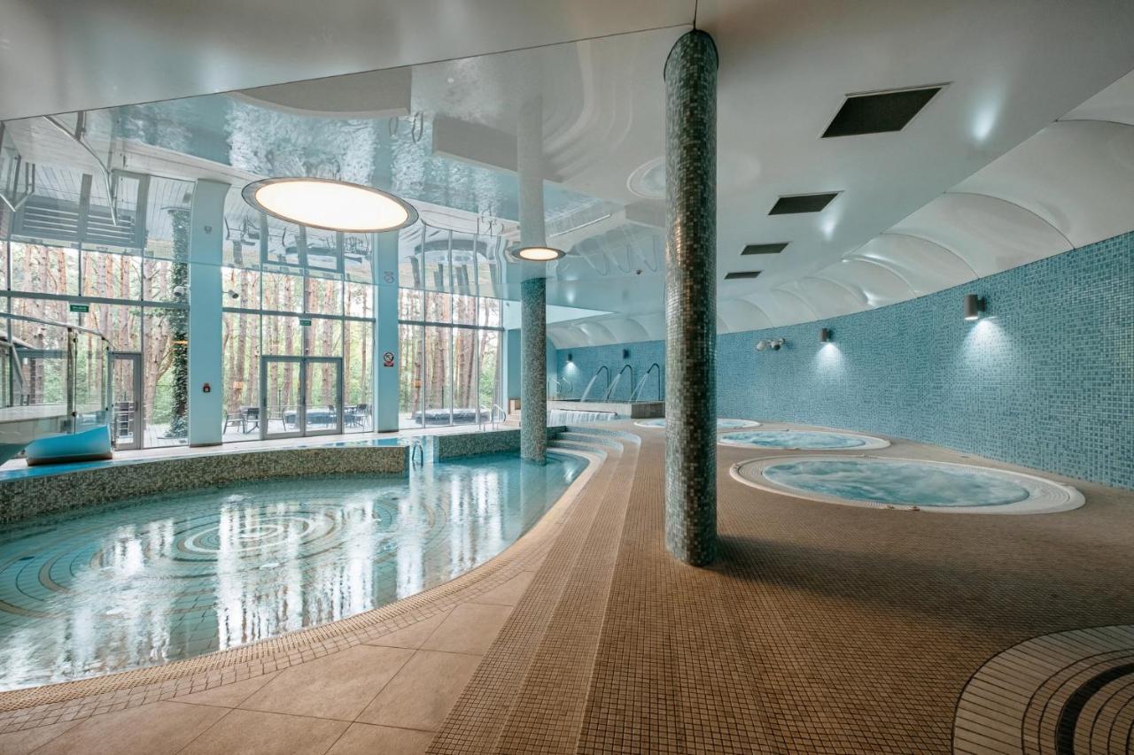 Hotel Uroczysko Cedzyna Εξωτερικό φωτογραφία