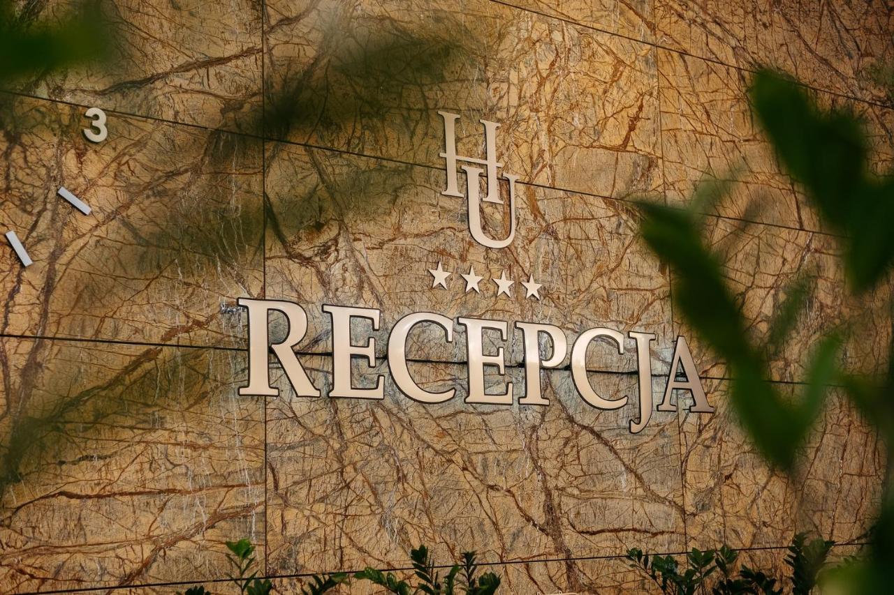 Hotel Uroczysko Cedzyna Εξωτερικό φωτογραφία